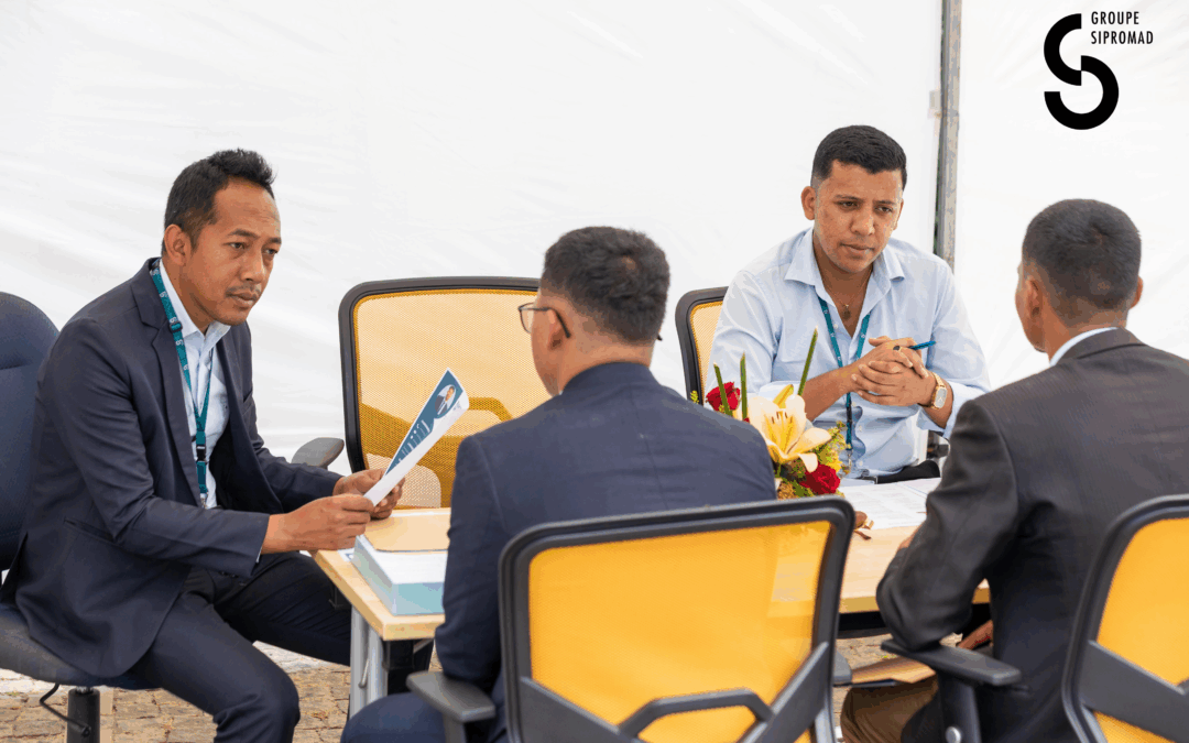 LE GRAND RENDEZ-VOUS : RECRUTEMENT & CARRIERE, UNE PREMIERE EDITION PROMETTEUSE