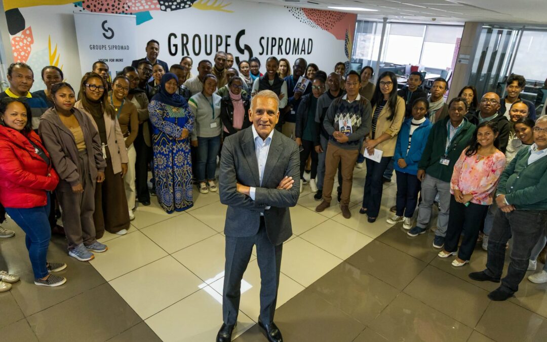 « Y CROIRE » D&rsquo;YLIAS AKBARALY EST DESORMAIS DISPONIBLE A MADAGASCAR : UNE INVITATION A CROIRE EN SON POTENTIEL